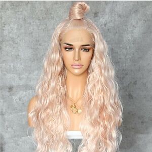 ✨24” ROSE GOLD BEACH WAVY LACE FRONT WIG💫NWT*